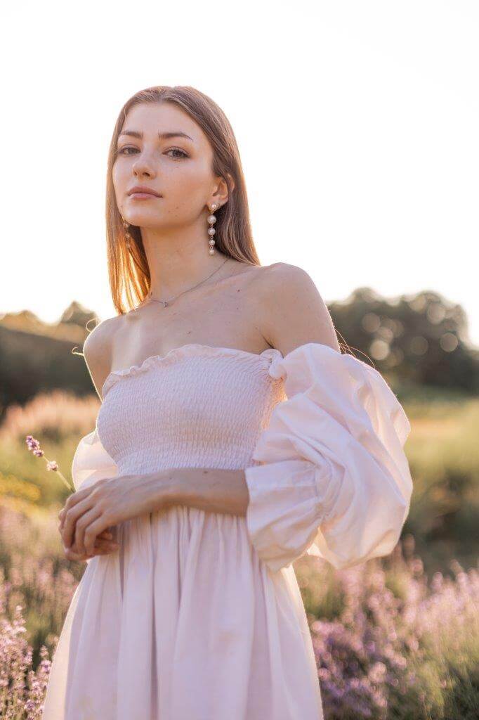 KATYA Y.