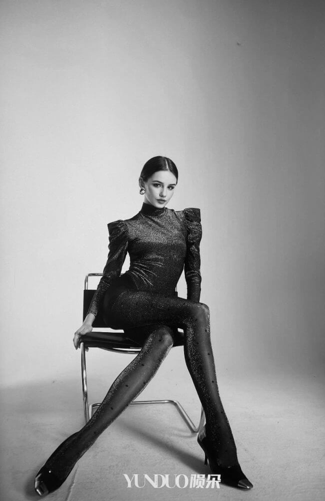 MARIA E.