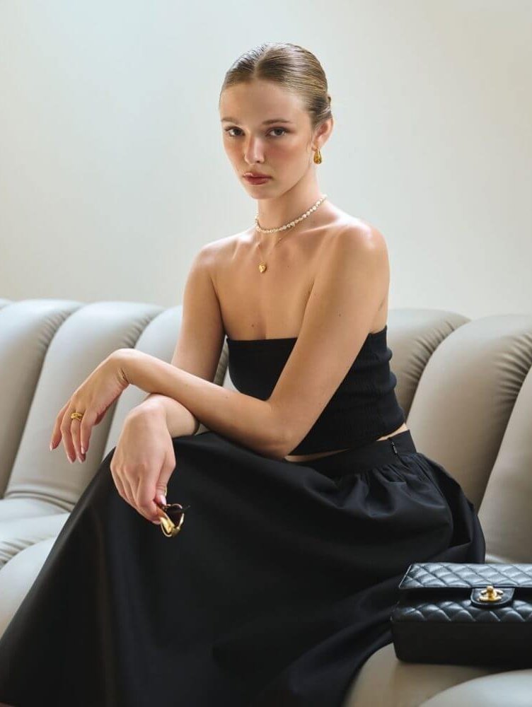 SAMARA D.